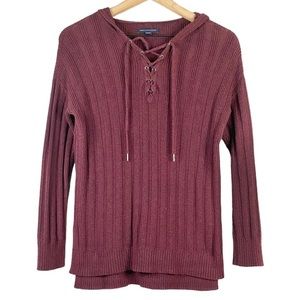 AEO Women’s Burgundy Oversized Lace Up V Neck Hooded Sweater Size Medium